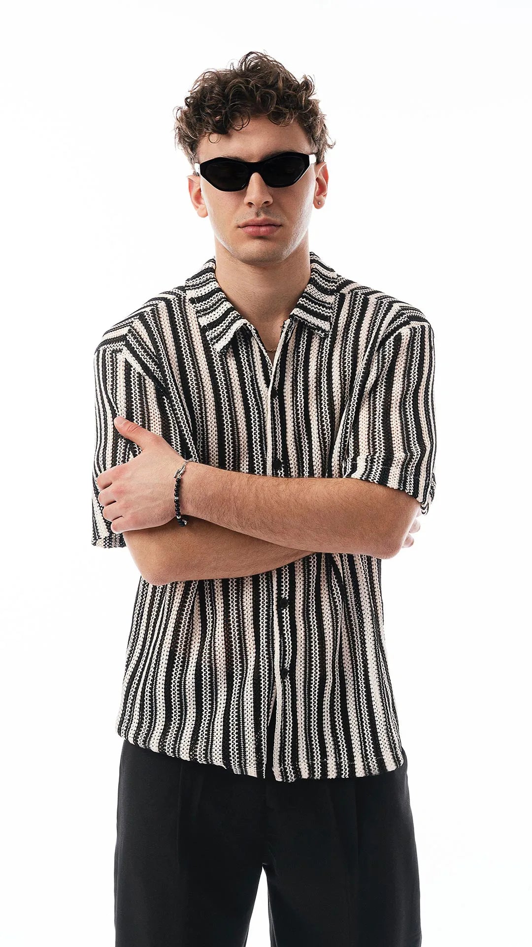 Camicia Uomo Écru e Nera – Stile Uncinetto, fantasia Verticale con Colletto alla Francese