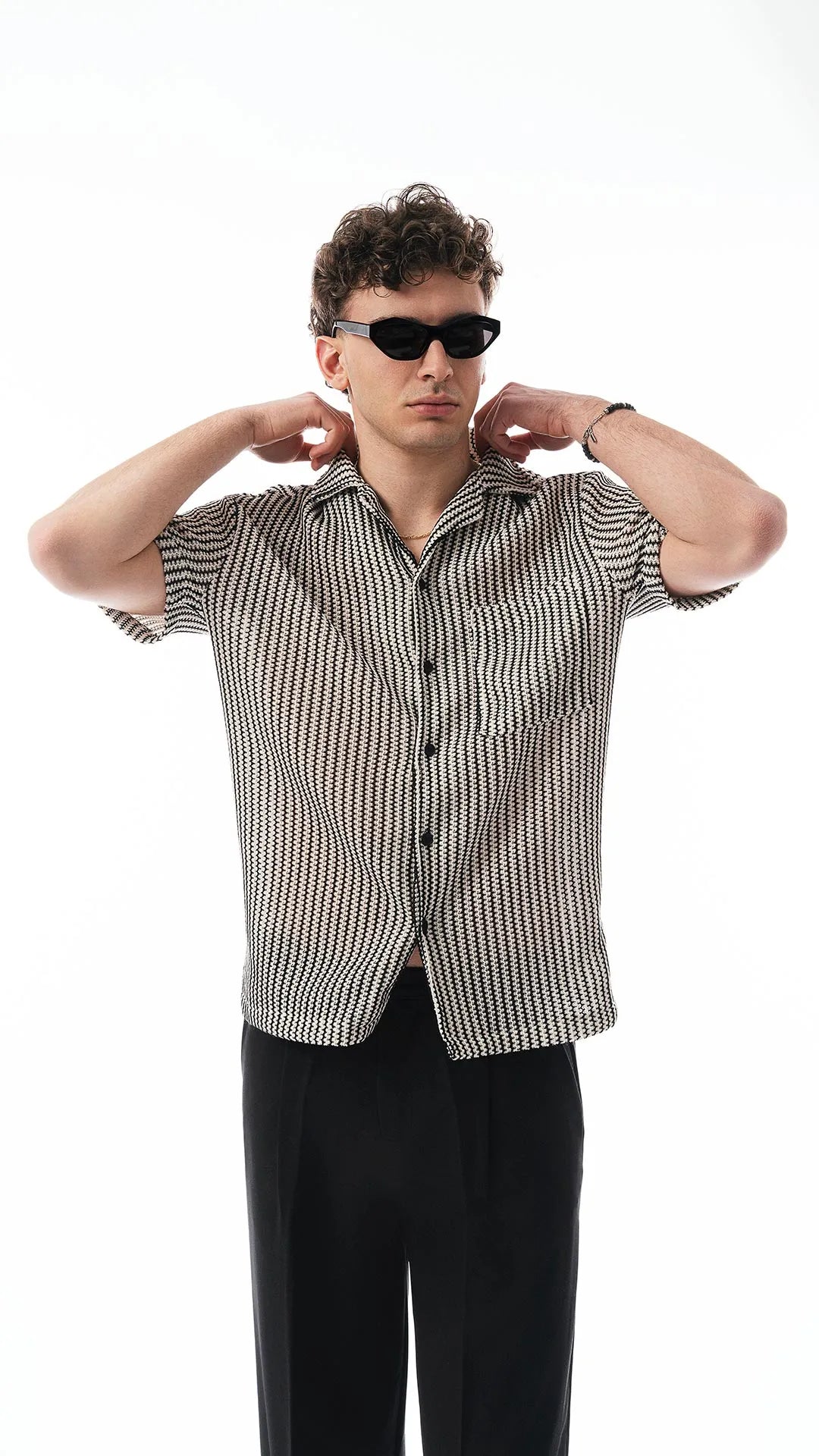 Camicia Uomo Stile Uncinetto Écru e Nero – Con Taschino Laterale