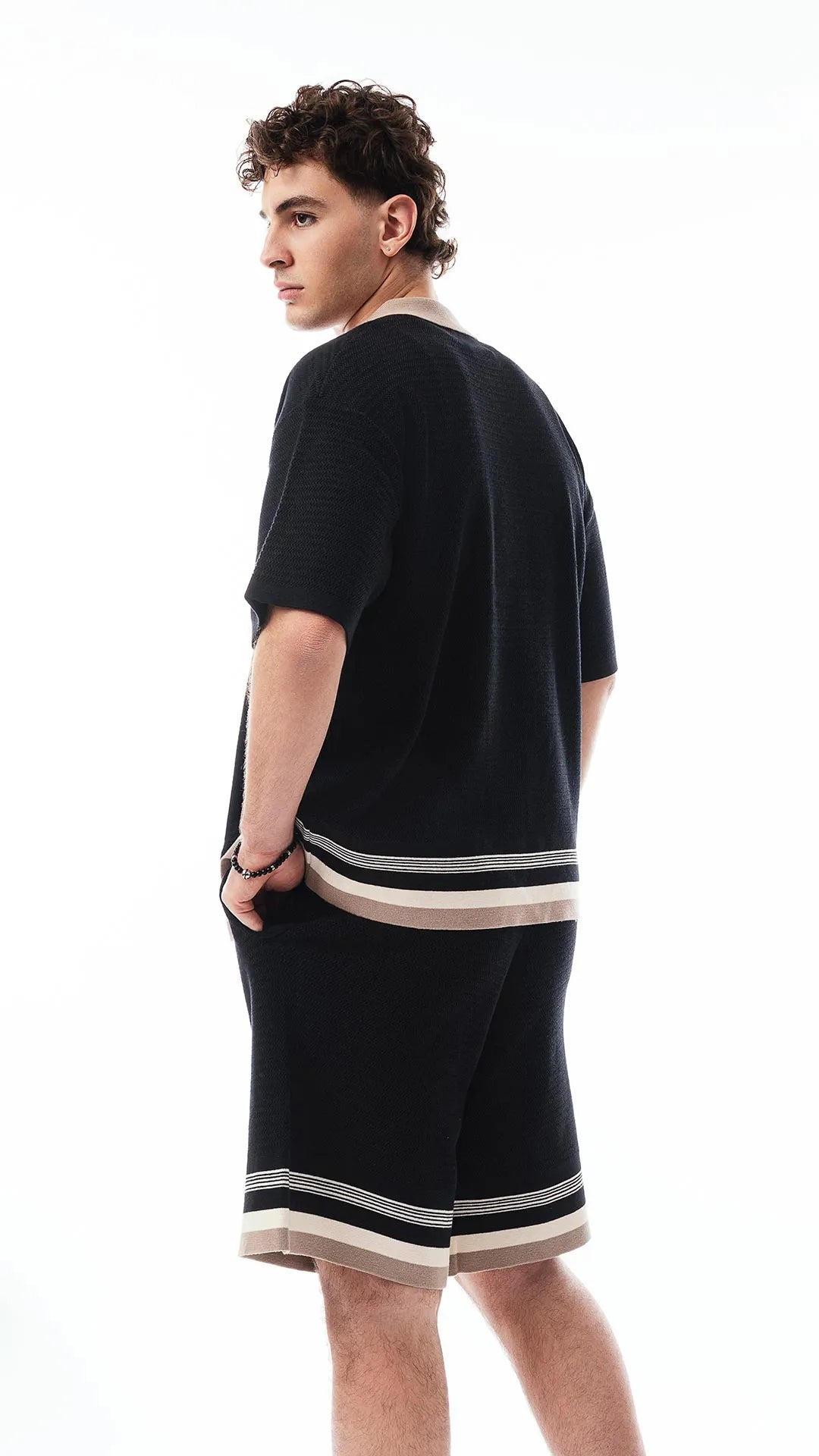 Coordinato da Uomo Estivo in 100% Cotone – Camicia e Bermuda Neri con Profili Moka e Avorio