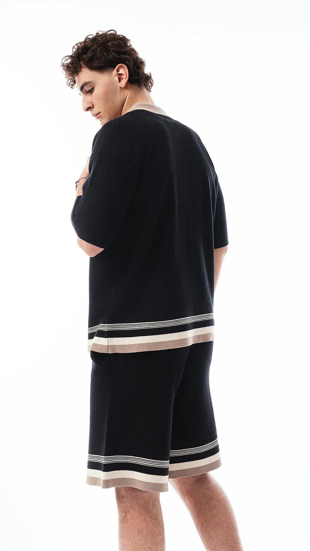 Coordinato da Uomo Estivo in 100% Cotone – Camicia e Bermuda Neri con Profili Moka e Avorio